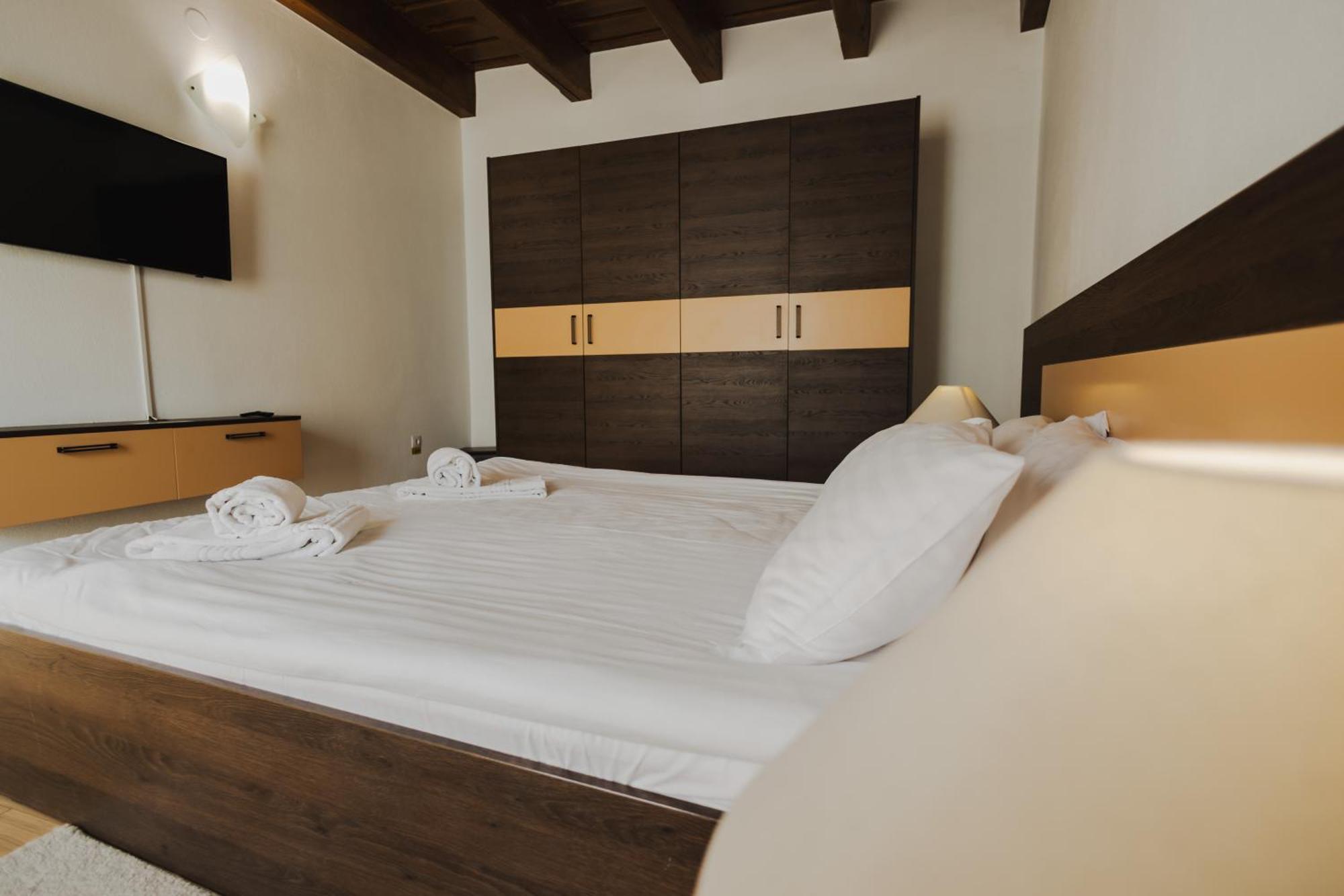 Casa Nicolae Luxury Suites Sibiu Exterior photo